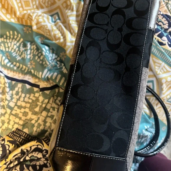 Vintage Coach Patchwork Black and Gray Women's Bag - Picture 6 of 6